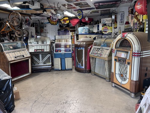 Jukeboxes all must not - must,